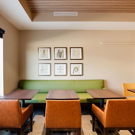 Country Inn & Suites By Radisson, Springfield Southeast Eksteriør billede